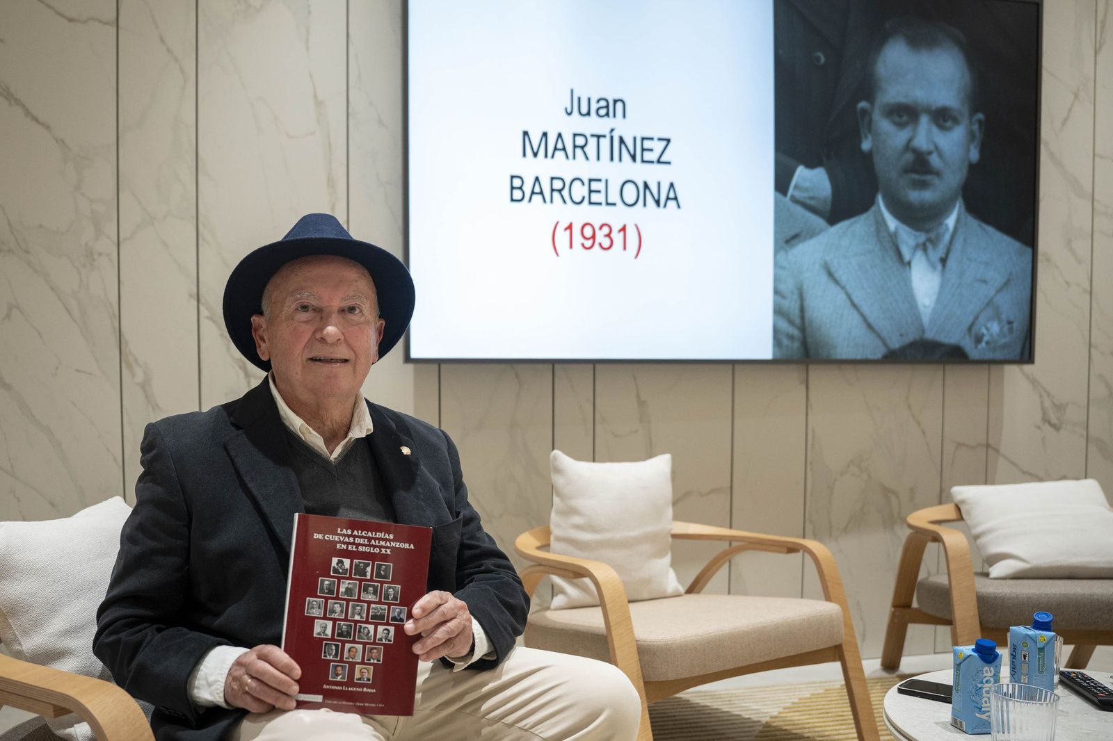 Un siglo de política local: Antonio Llaguno presenta en Almería su libro sobre las alcaldías de Cuevas del Almanzora