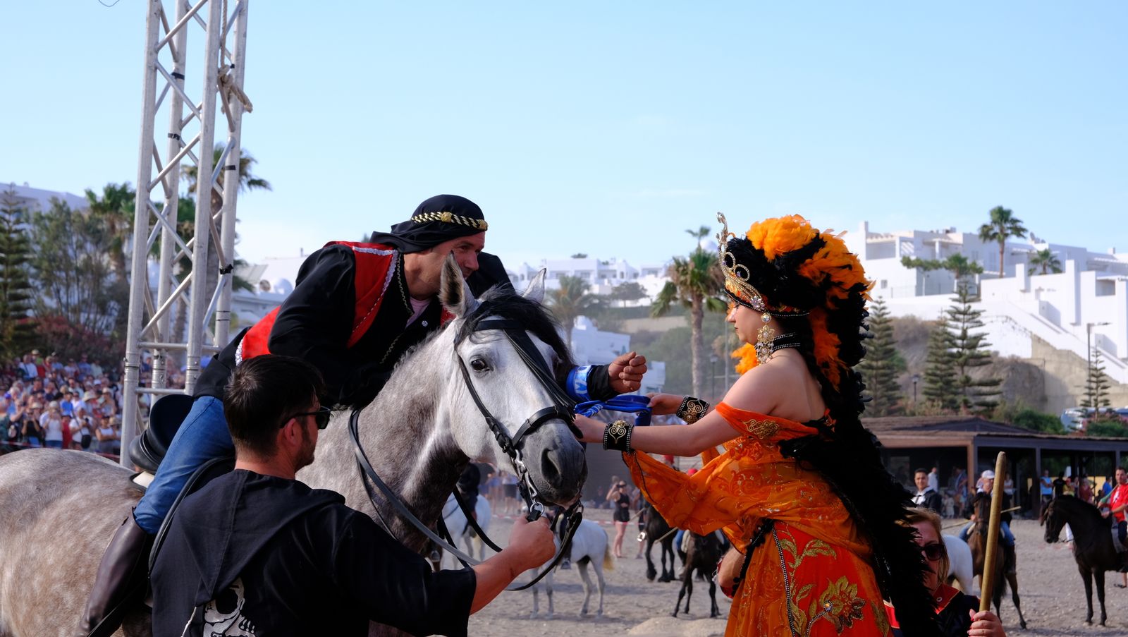 Moros y Cristianos de Mojácar en la Playa del Lance, en imágenes