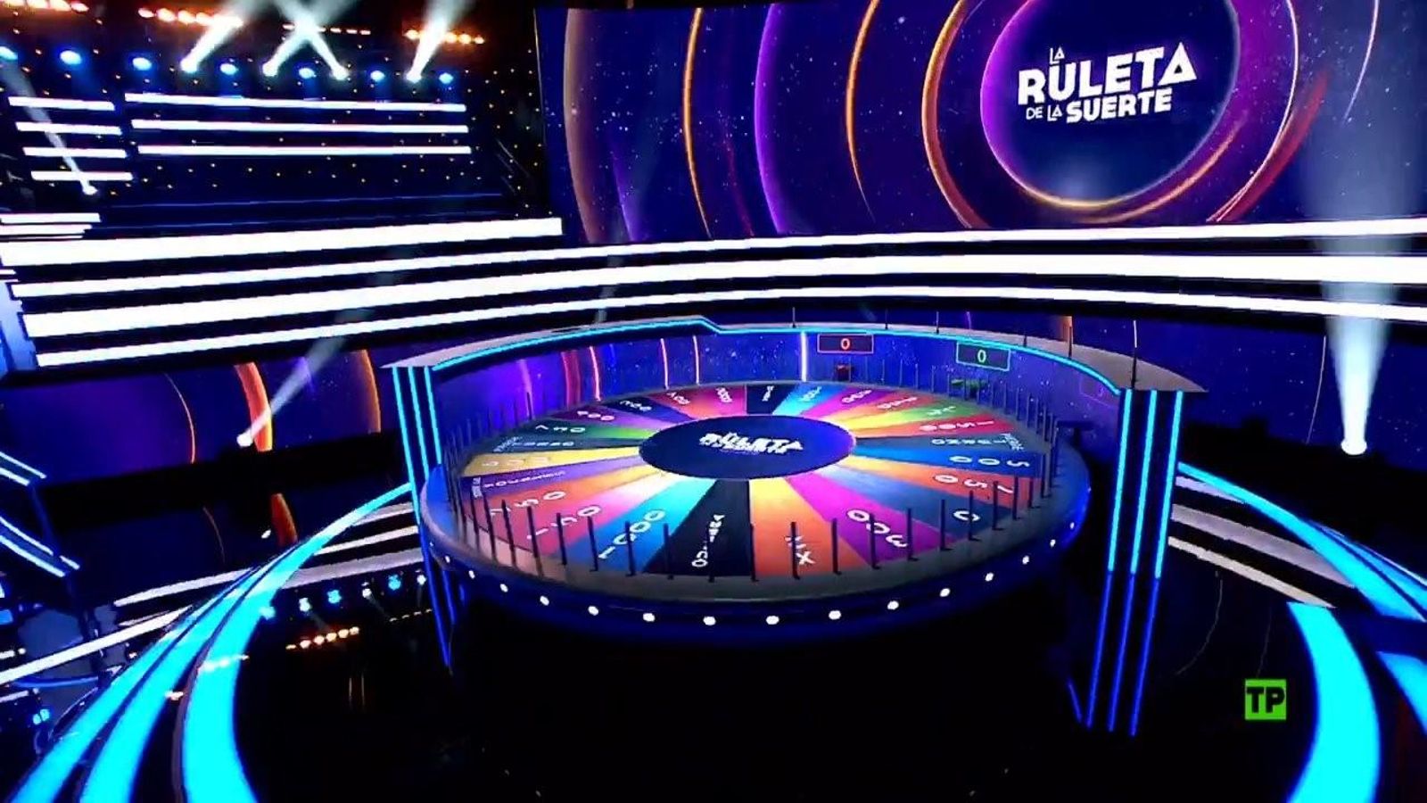 El plató y la ruleta de la versión nocturna del programa  'La ruleta de la suerte'