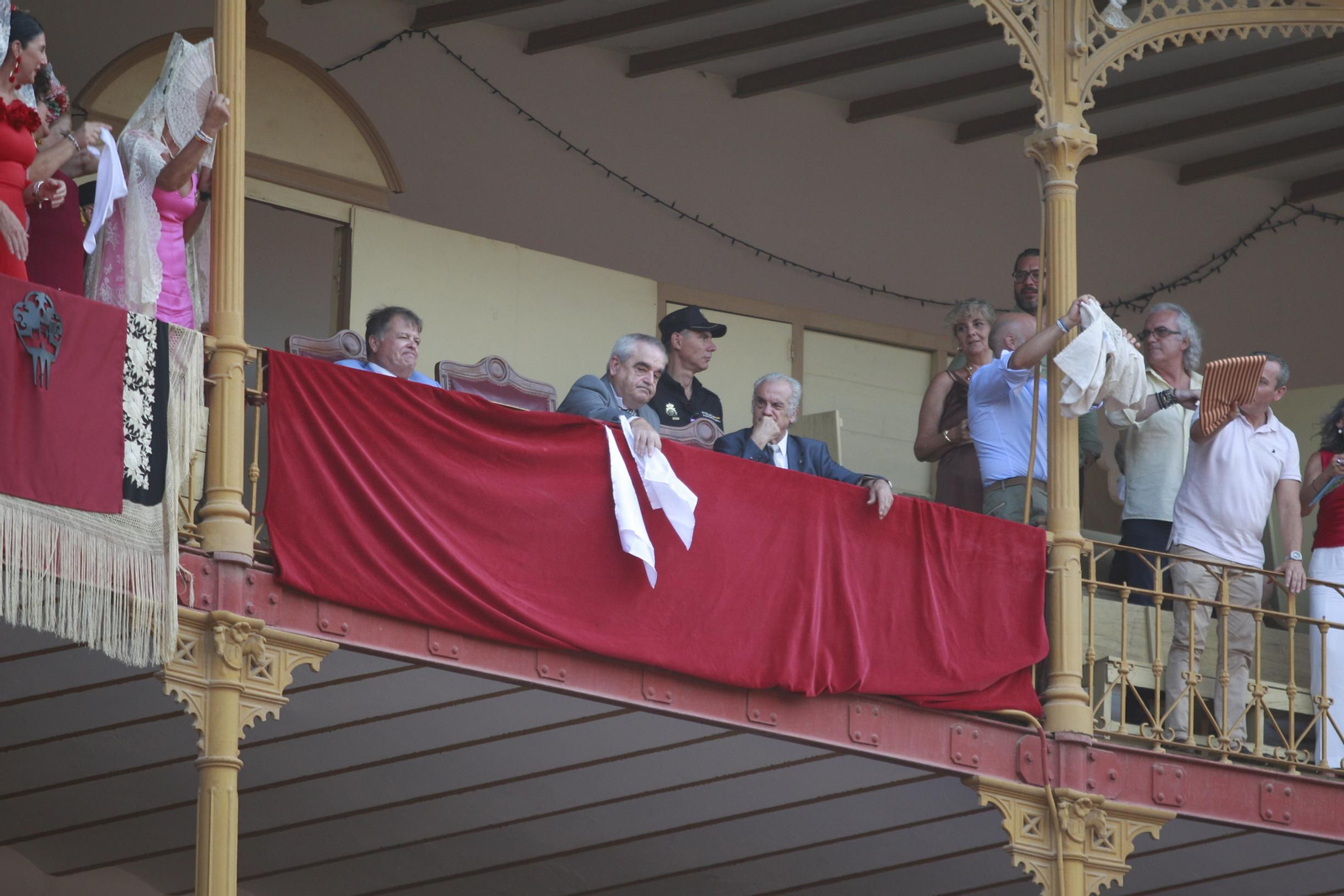 La despedida del torero Enrique Ponce de la Feria de Almería 2024, en imágenes