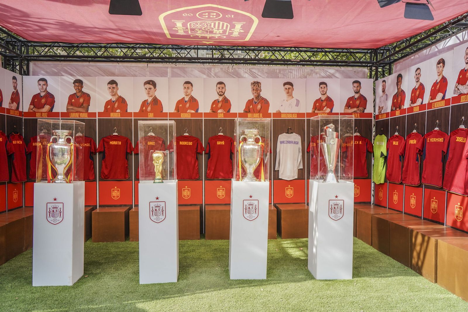 Granada disfruta con la Fan Zone de la Selección española