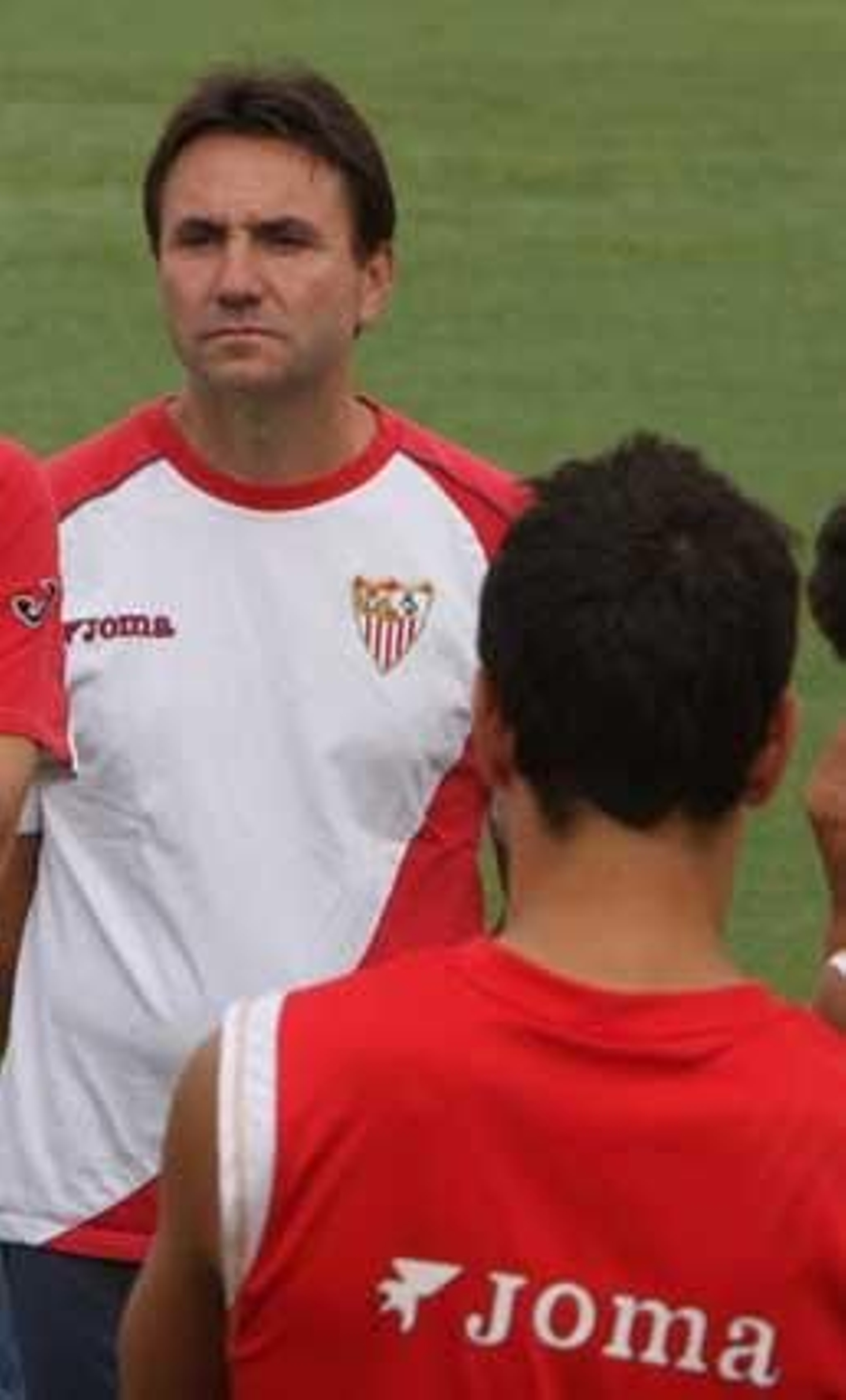 Ramón Orellana y Tevenet se desvinculan del Sevilla