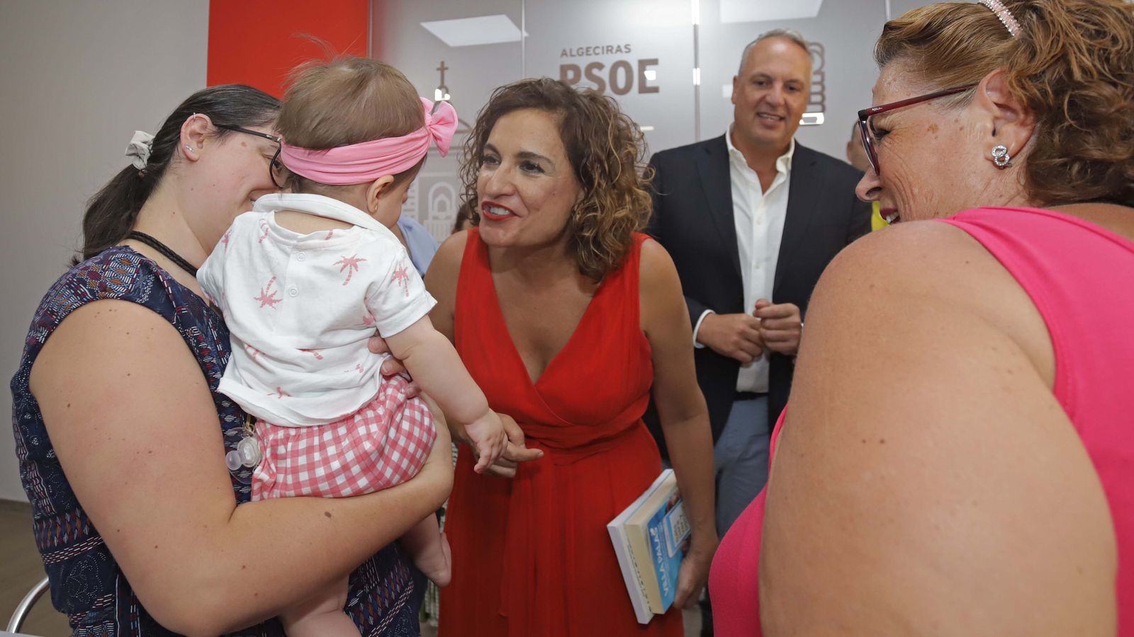 Fotos de la visita de María Jesús Montero a Algeciras