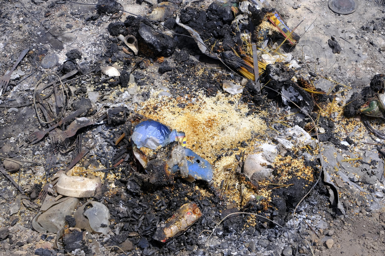 Fotogalería incendio asentamiento de chabolas en Atochares-Níjar (Almería)