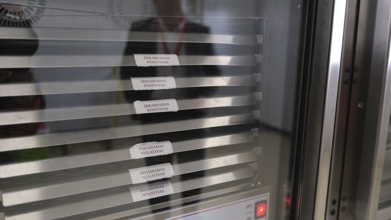 Haz una buena obra y dona sangre, te esperan en el Hospital Torrecárdenas, en imágenes