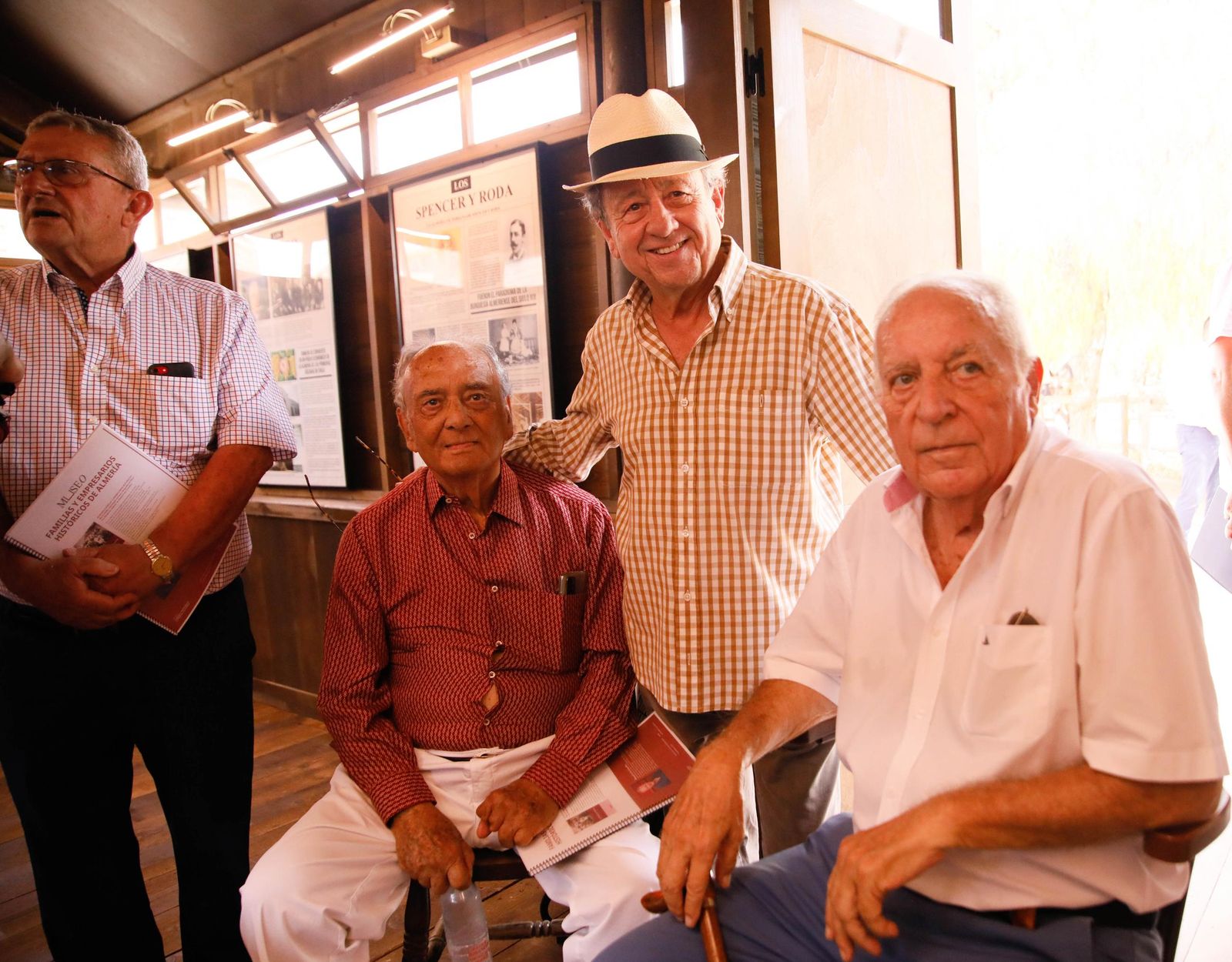 Imágenes del museo a los grandes empresarios y familias históricas de Almería