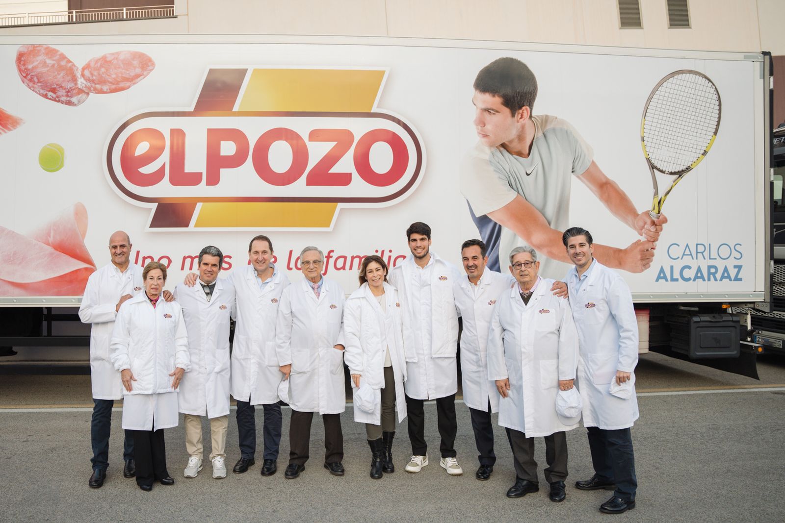 Frente a camiones de El Pozo Alimentación