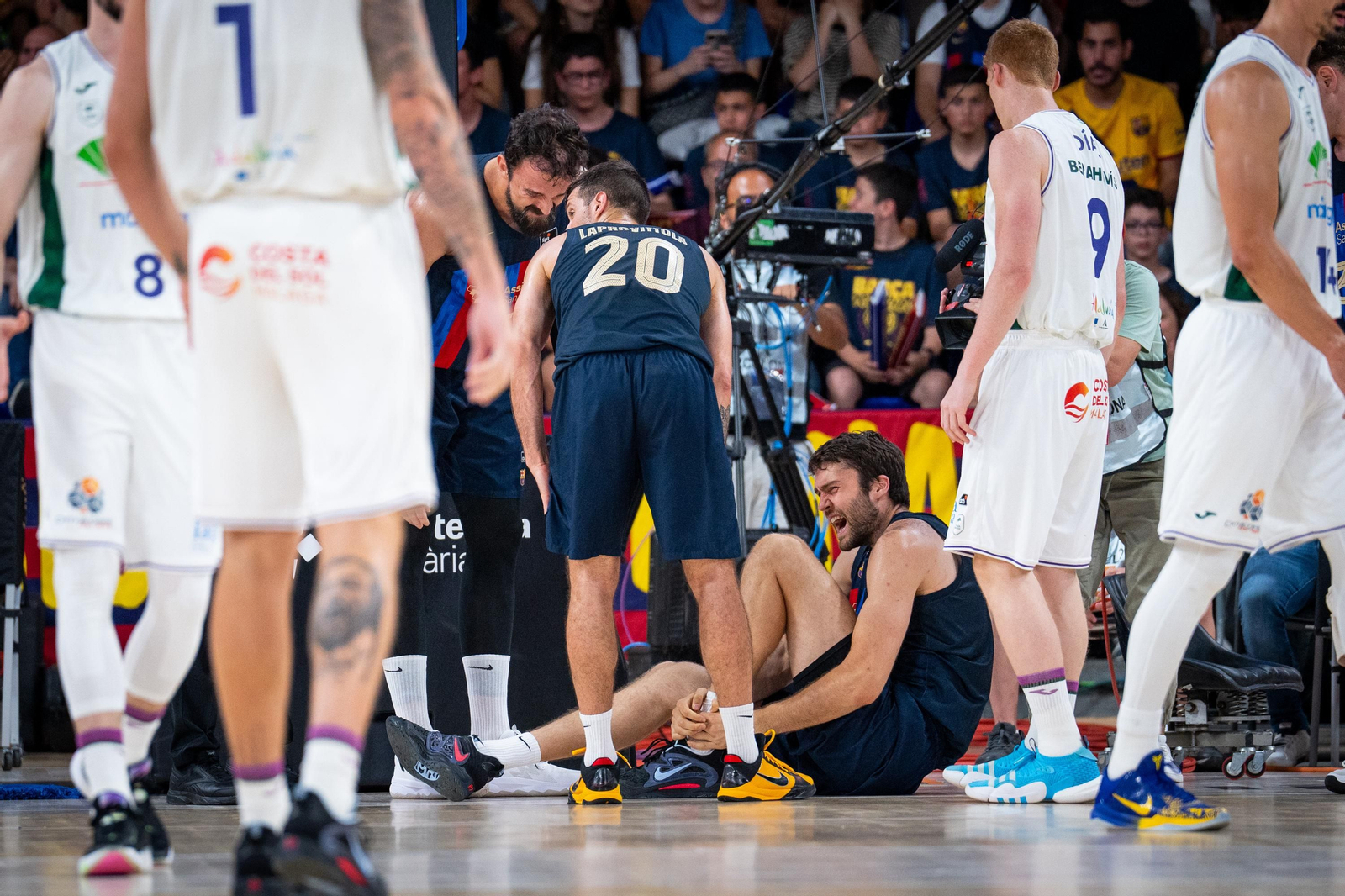 El Barcelona-Unicaja, semifinal del play off ACB, en fotos