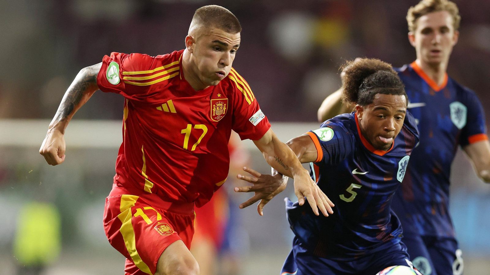 Pablo García en una de las acciones del partido ante Países Bajos