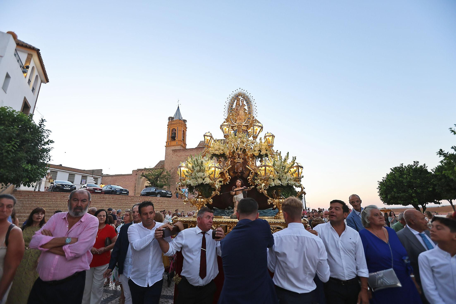 Imágenes de la procesión de Nuestra Señora de los Milagros en Palos de la Frontera Imágenes de la procesión de Nuestra Señora de los Milagros en Palos de la Frontera