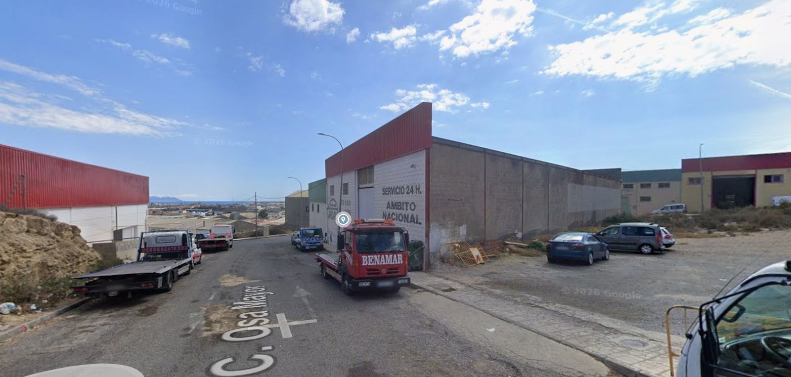 Zona del polígono industrial La Cepa donde un trabajador ha sufrido una caída desde altura.