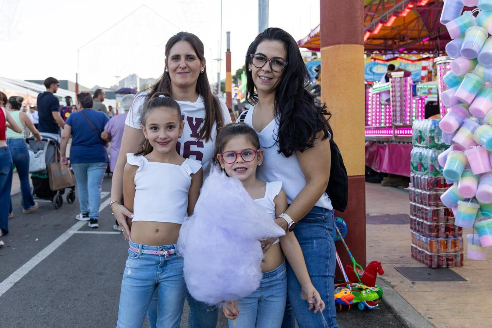 Cientos de jiennenses acudieron a su cita con los "cacharricos"