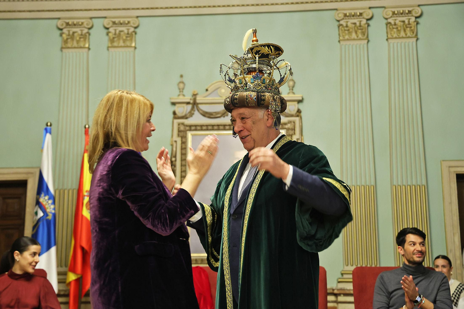 Imágenes de la Coronación de sus Majestades los Reyes Magos de Huelva 2025