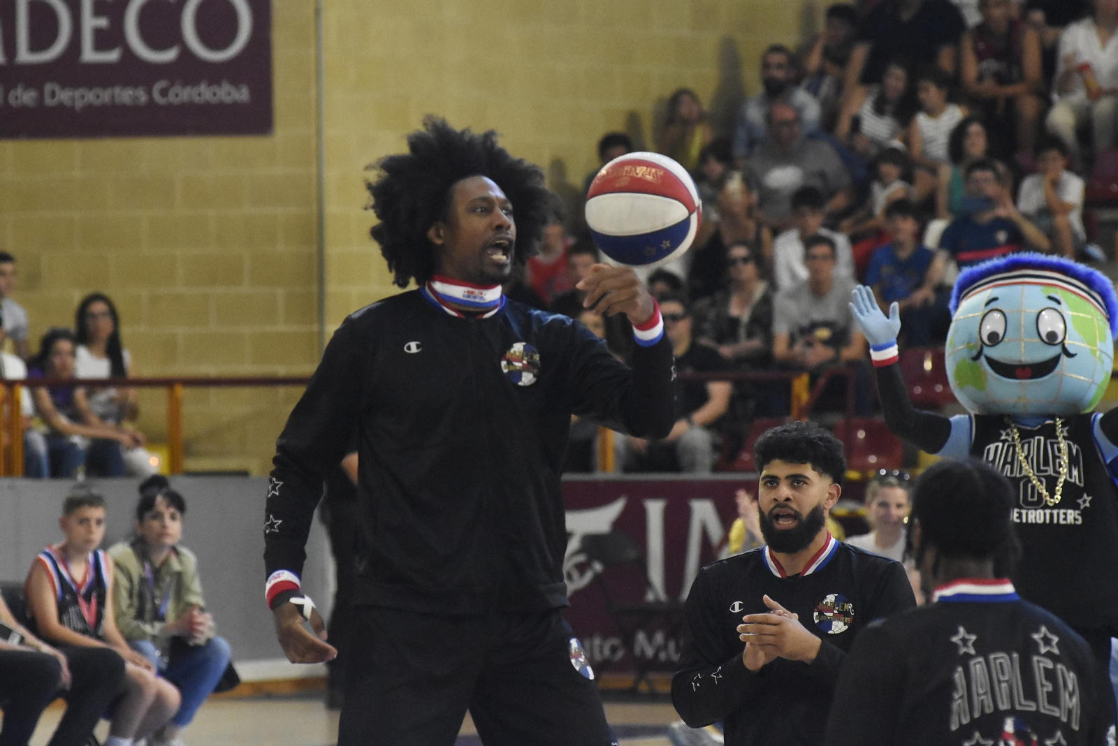 Las mejores fotos del espectáculo de los Harlem Globetrotters en Córdoba