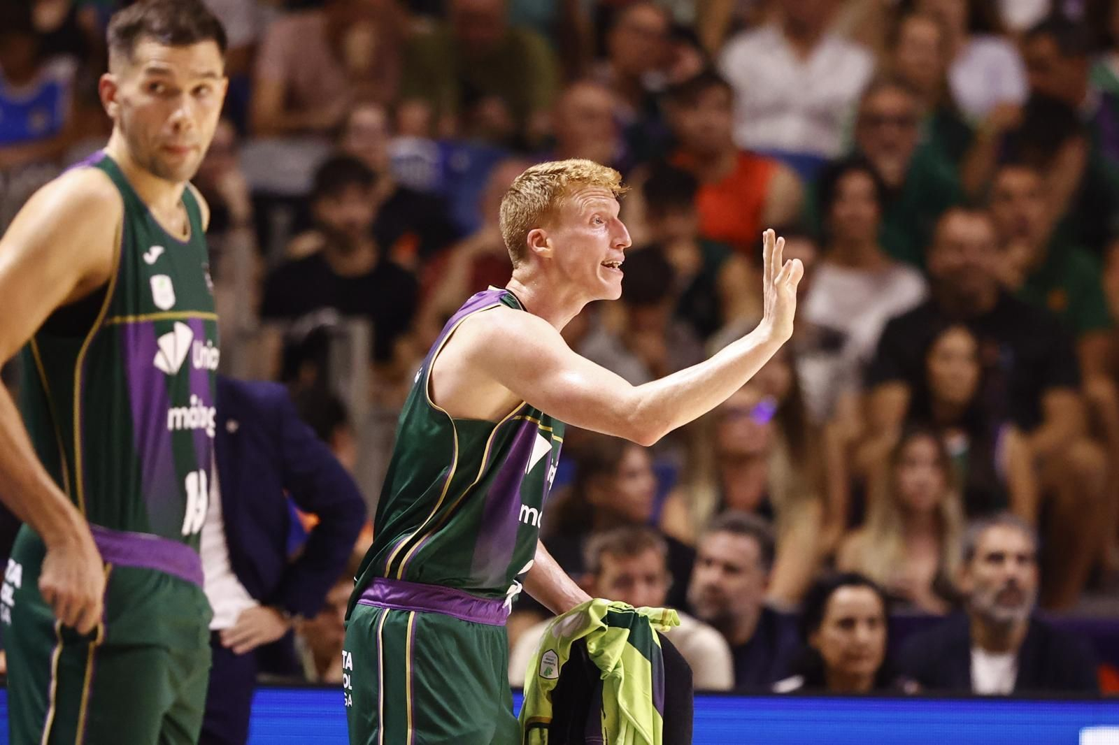 El Unicaja - Valencia Basket de la Supercopa, en fotos
