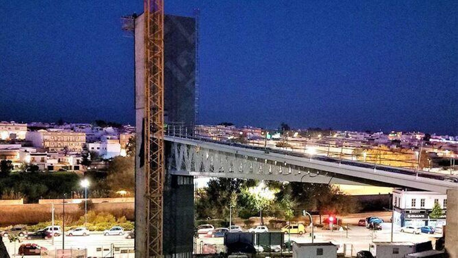 Imagen de la Torre Mirador en su fase final.