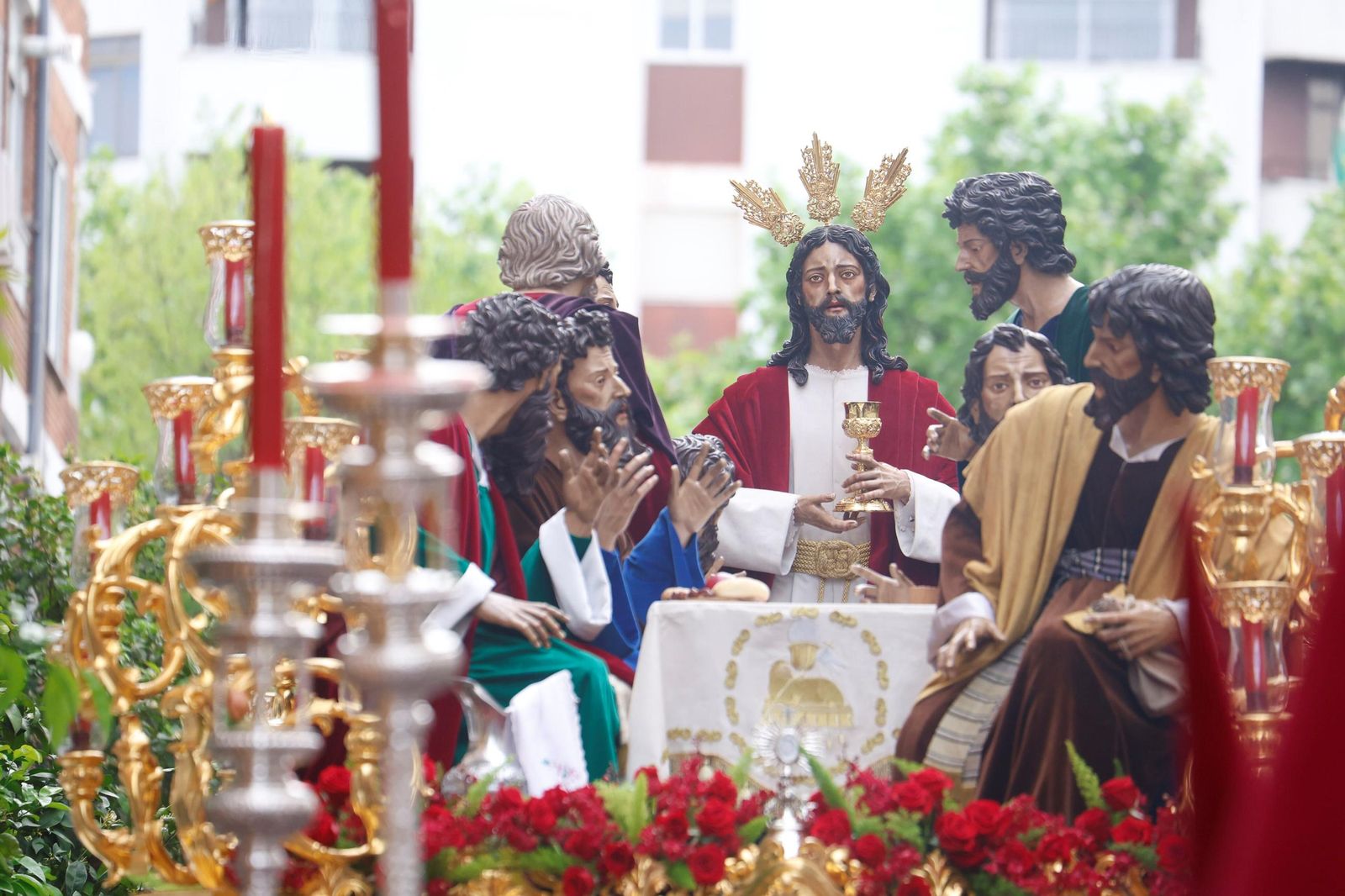 La procesión de la Sagrada Cena en este Jueves Santo de Córdoba, en imágenes