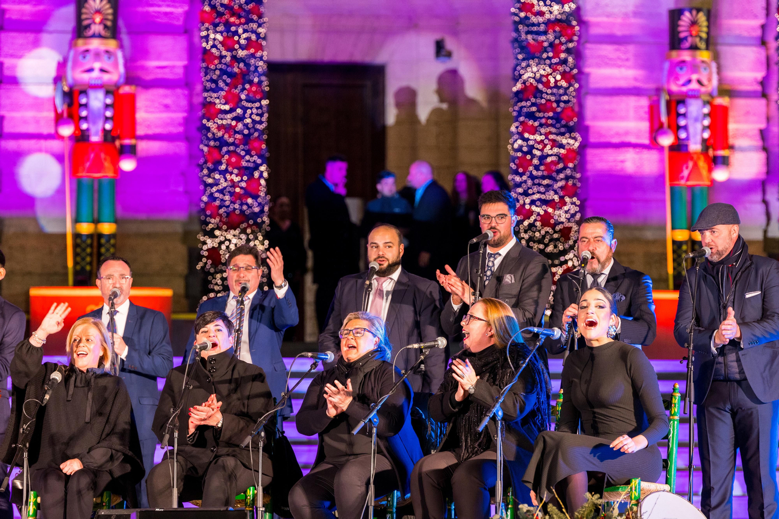Final del Concurso de Coros de Campanilleros de la peña Chato en San Fernando.