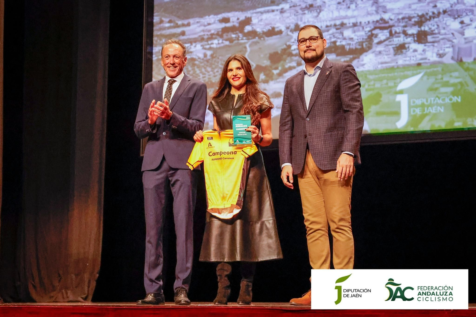 Fiesta fin de temporada del ciclismo jiennense en Martos, en imágenes