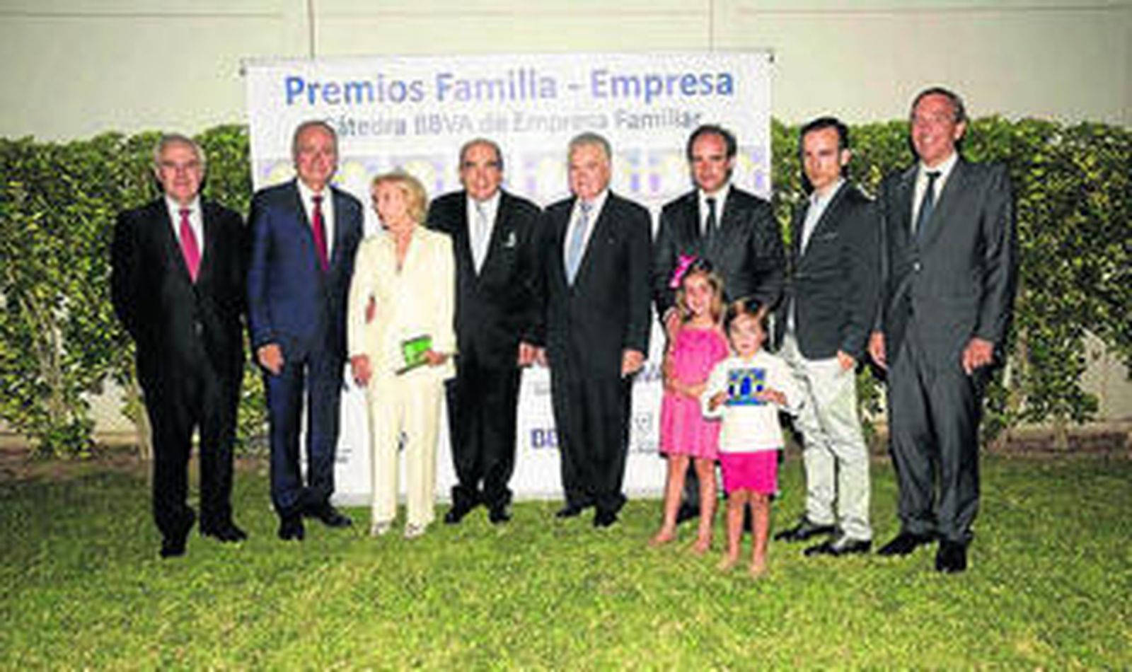 La familia Díaz Balaguer con el alcalde de Málaga.