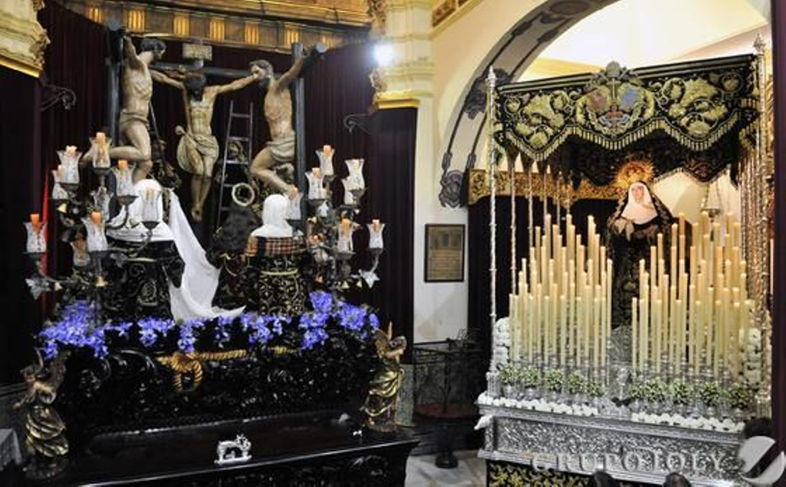 EL Cristo de la Salud y la Virgen de la Luz, en la capilla de la Carretería. / Juan Carlos Vázquez