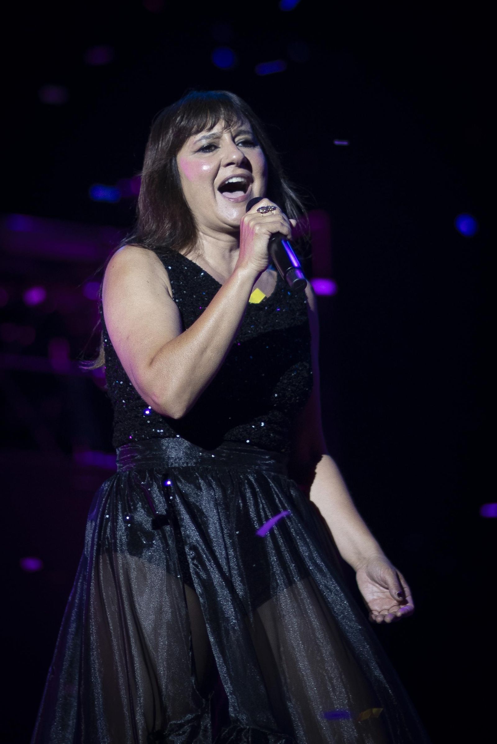 Todas las imágenes del concierto de Amaral en la Plaza de Toros