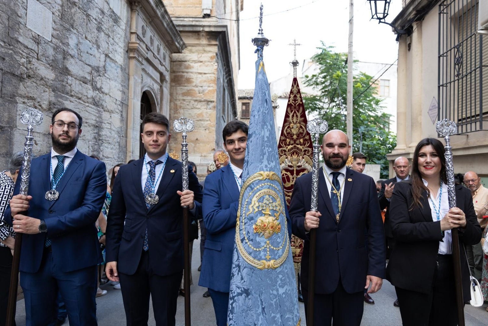 Así ha procesionado la Virgen de la Capilla por Jaén en su día grande.