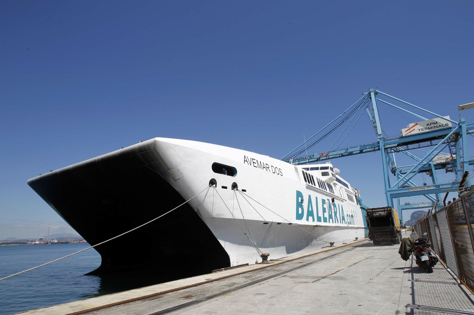 Buque Avemar Dos de Baleària en el Puerto de Algeciras