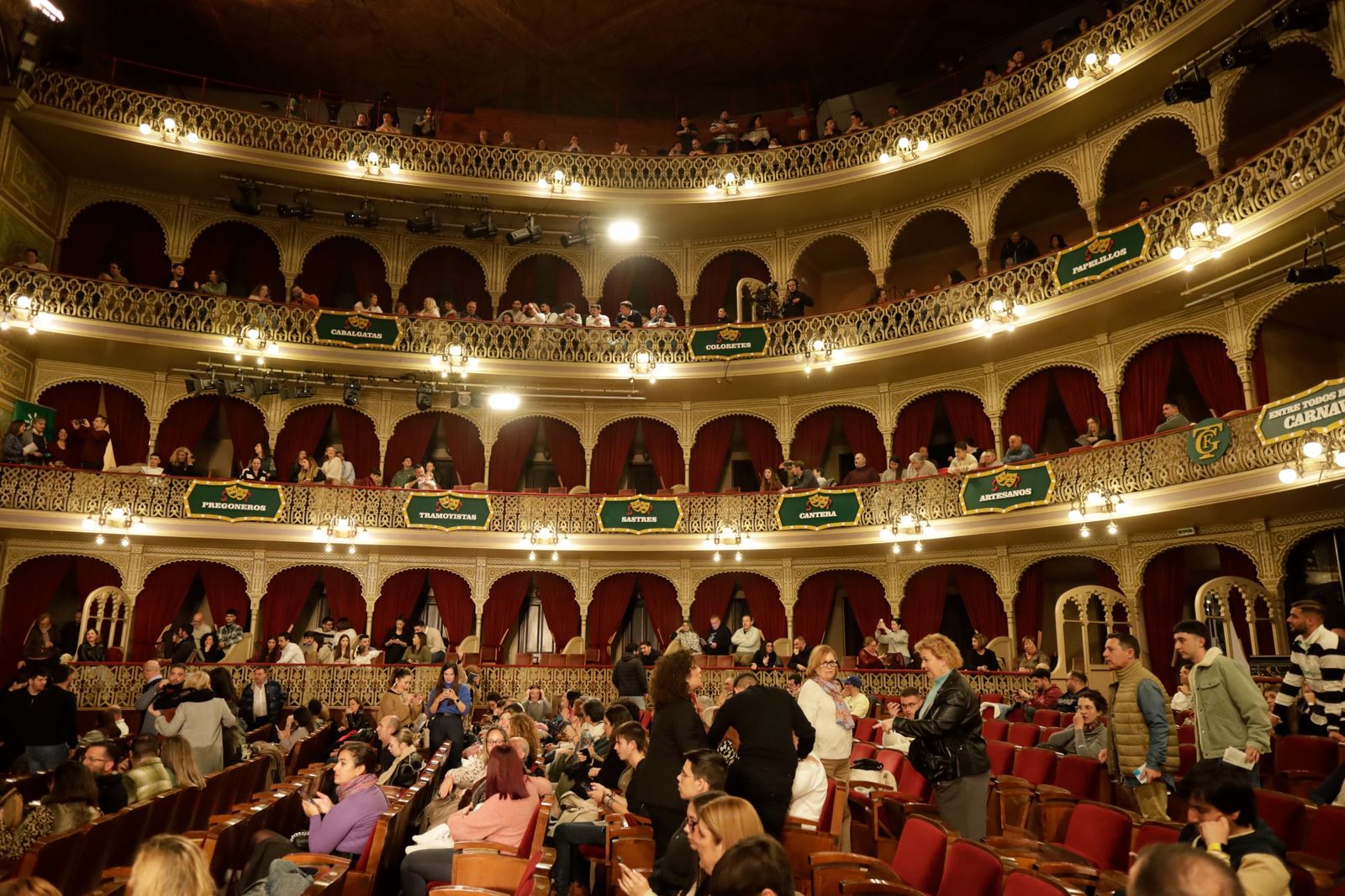 Búscate entre las mejores imágenes de la decimoséptima sesión preliminares del COAC 2025