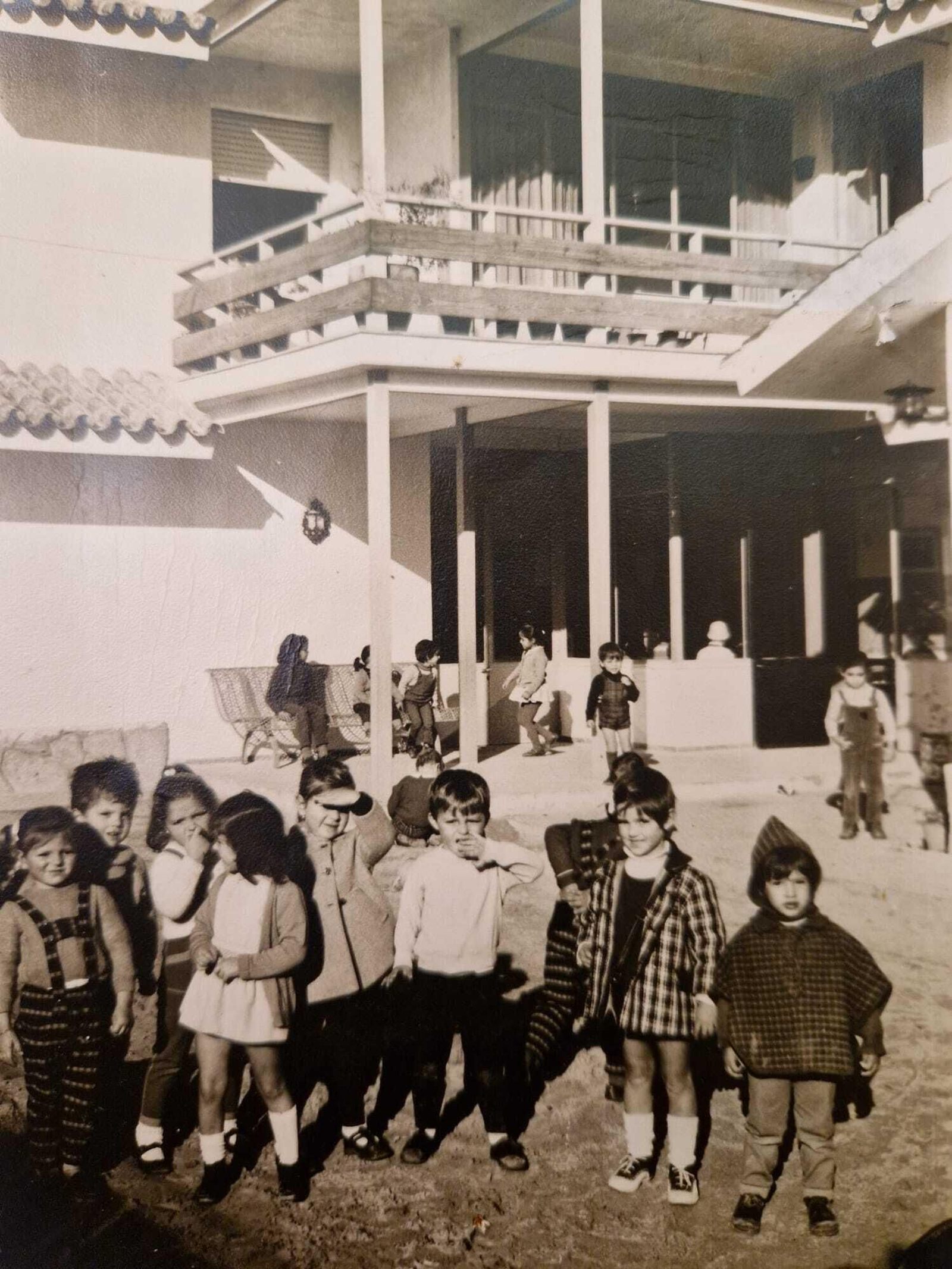 El chalet, al fondo, donde vivían al principio la familia Miller.