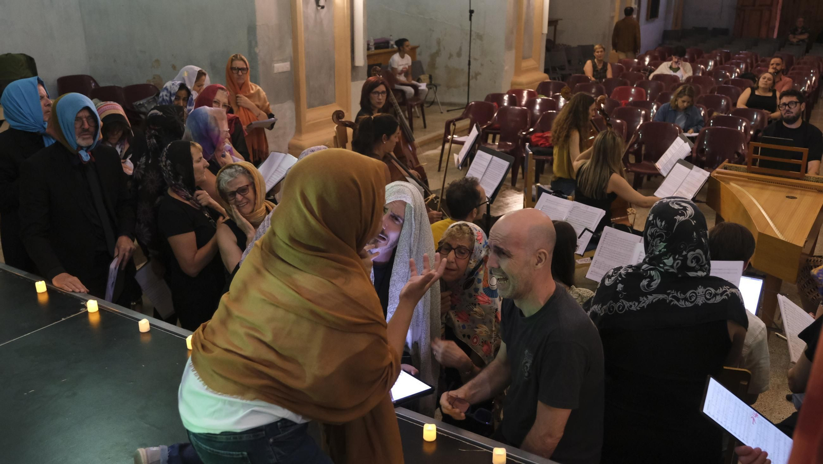 Ensayo general de la ópera de la academia musical de Vélez Blanco, en imágenes
