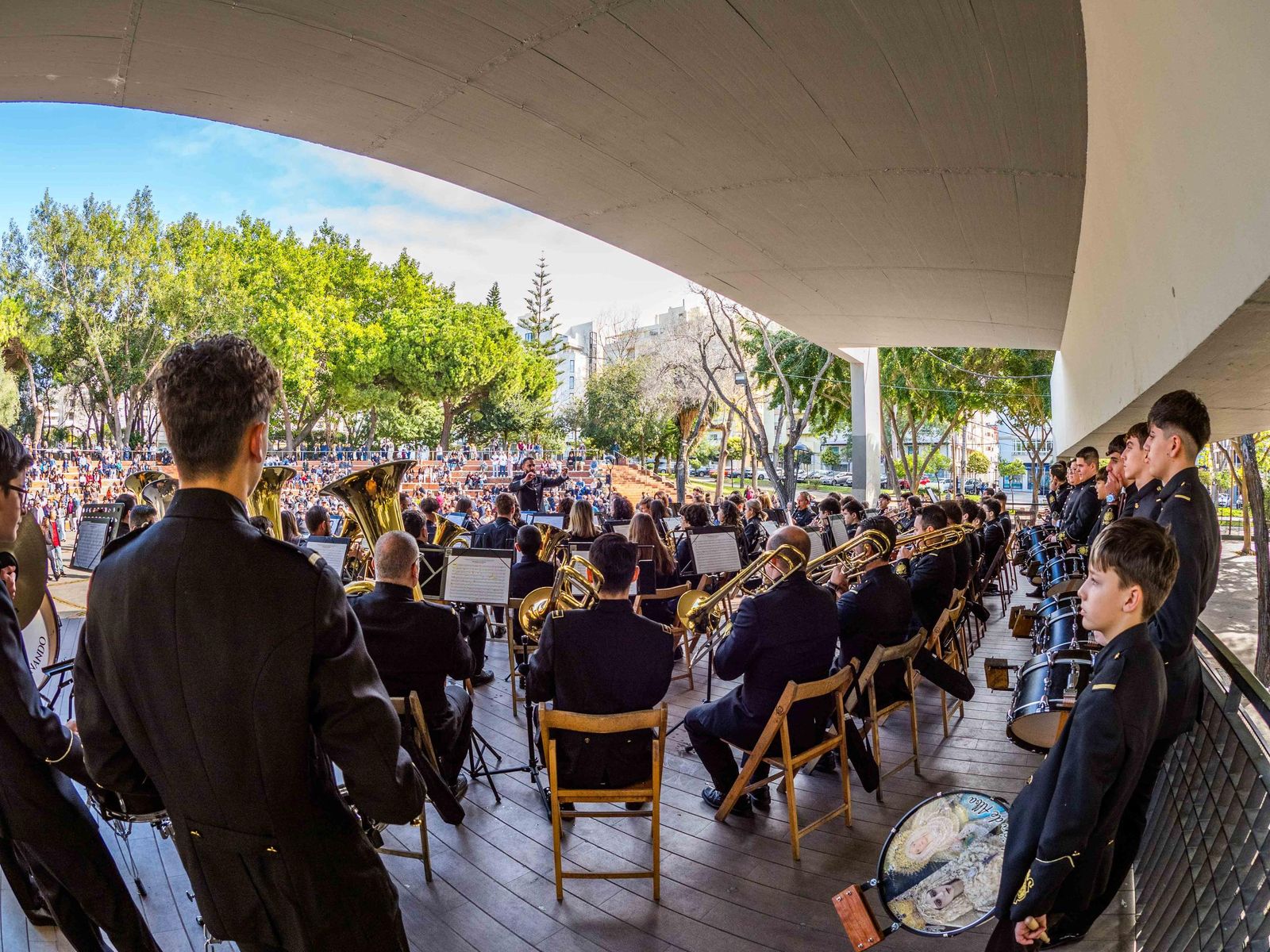Sones cofrades en el Parque: celebrado el certamen de bandas de Nazareno en San Fernando