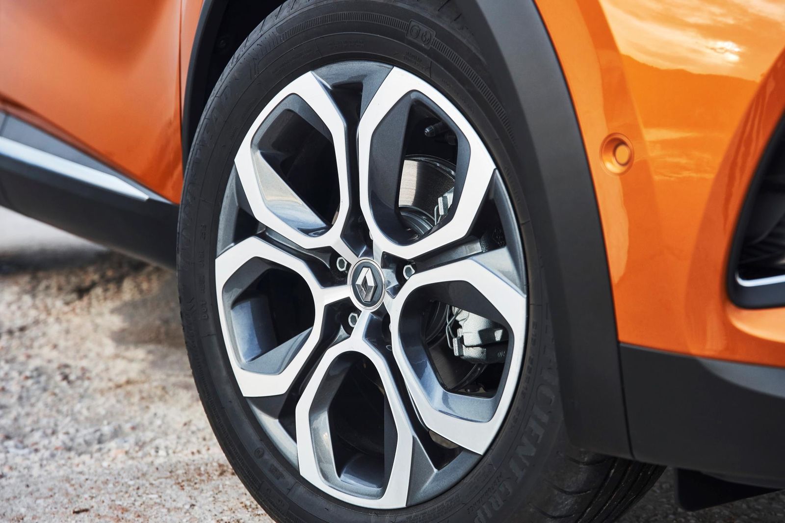 Los trabajadores de Renault en Sevilla, a la espera de los ajustes anunciado por la matriz