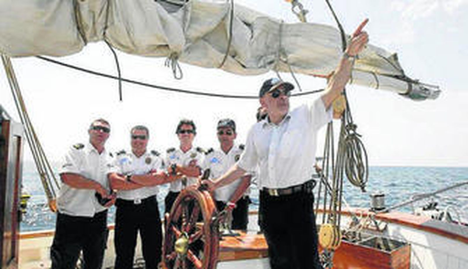 El equipo de Reservas Marinas de Almería se compone de doce personas.