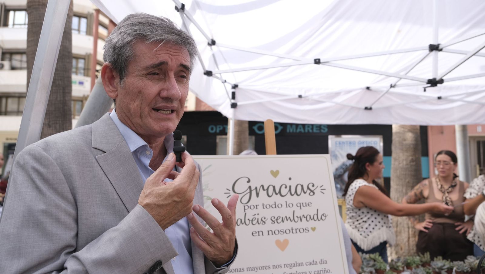 El Día de las Personas de Edad en Adra, organizado por el Ayuntamiento y Clece, en imágenes