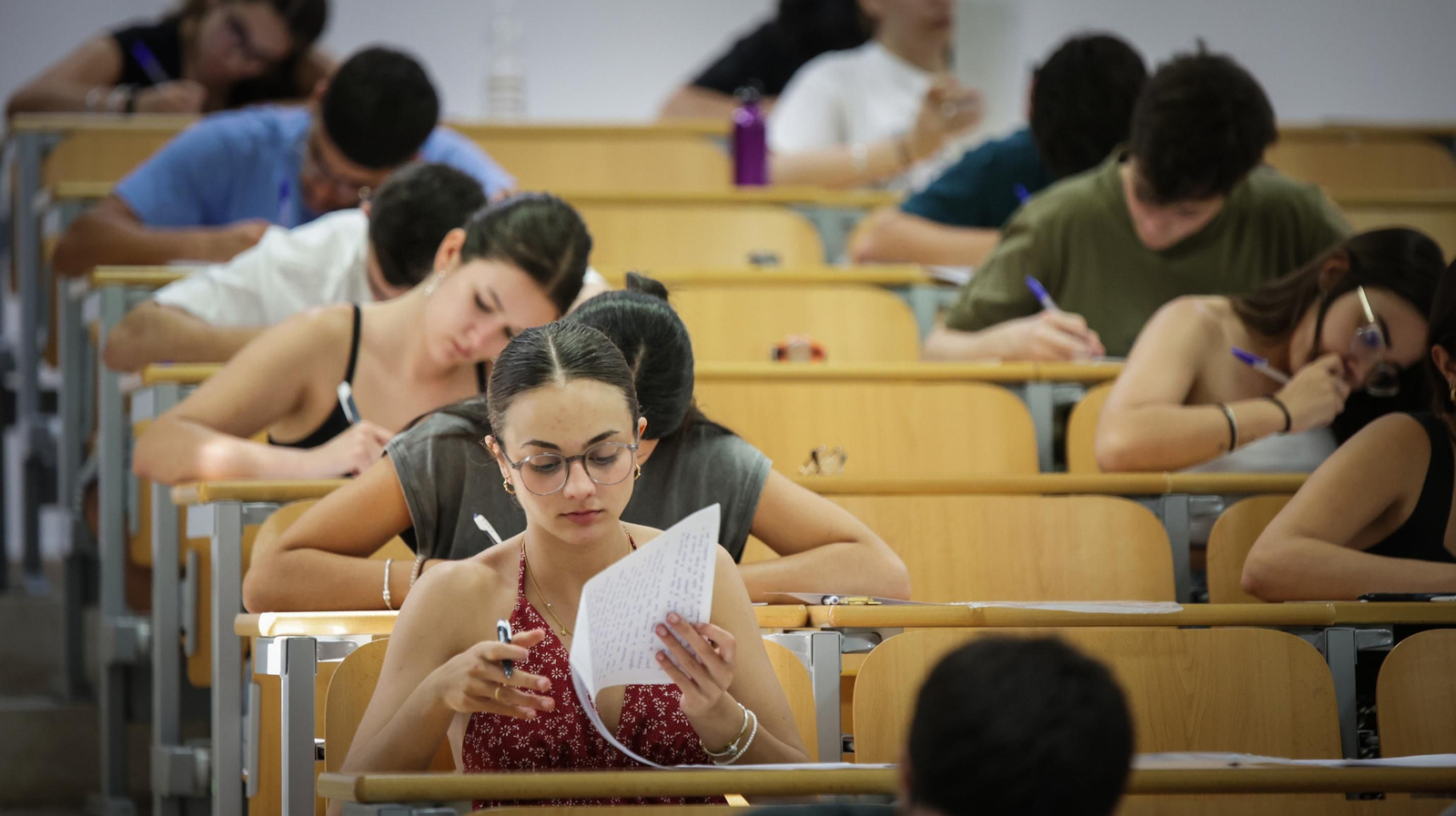 Imágenes de las pruebas de selectividad en el Campus de Jerez
