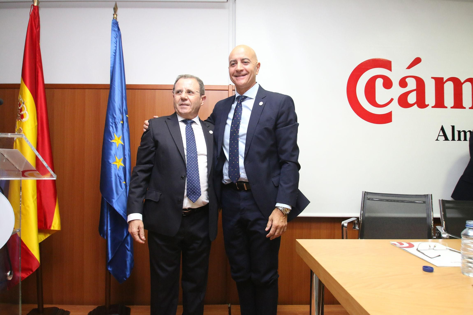 Fotogalería de la toma de posesión de Jerónimo Pérez como presidente de la Cámara de Comercio