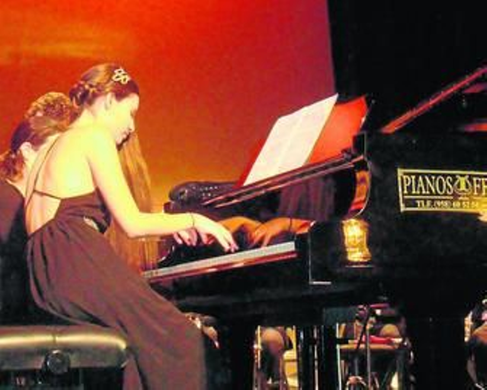 Laura Martín en una de sus actuaciones en el Teatro Isabel La Católica.