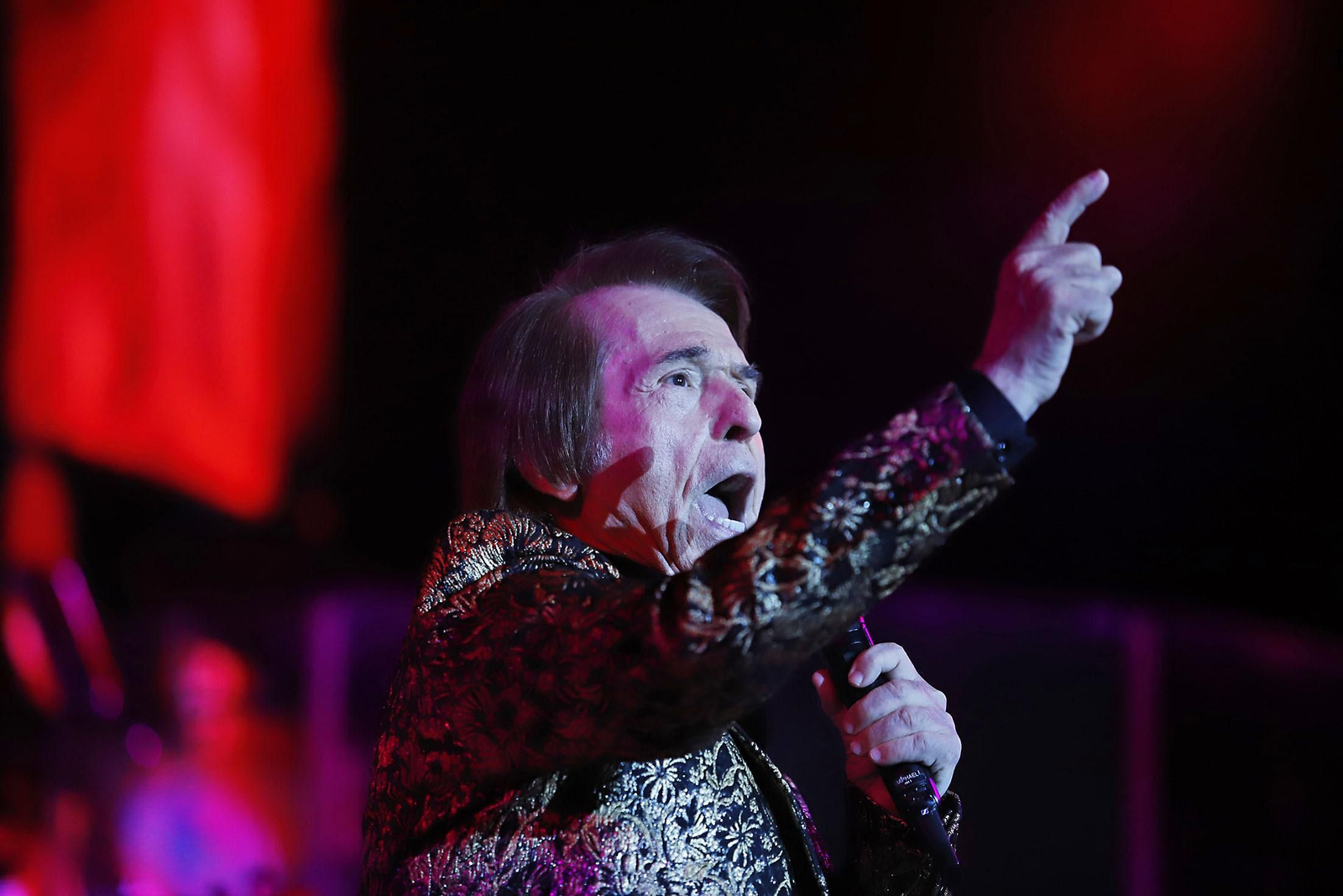 Imágenes del concierto de Rafael en el foro Iberoamericano de La Rábida