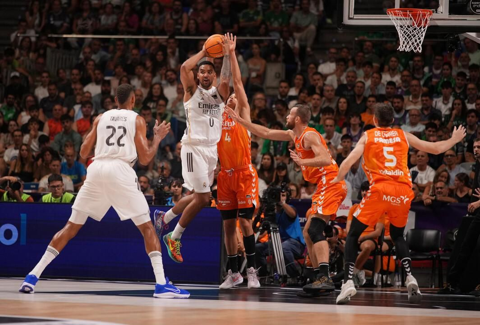 Las fotos del Real Madrid-Valencia Basket, final de la Supercopa