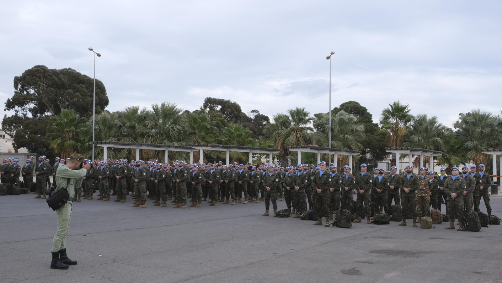 Imágenes de la salida del segundo contingente de La Legión con destino el Líbano