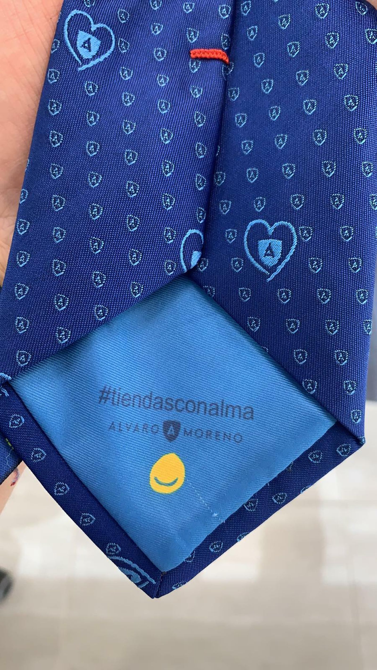 Corbata con Alma.
