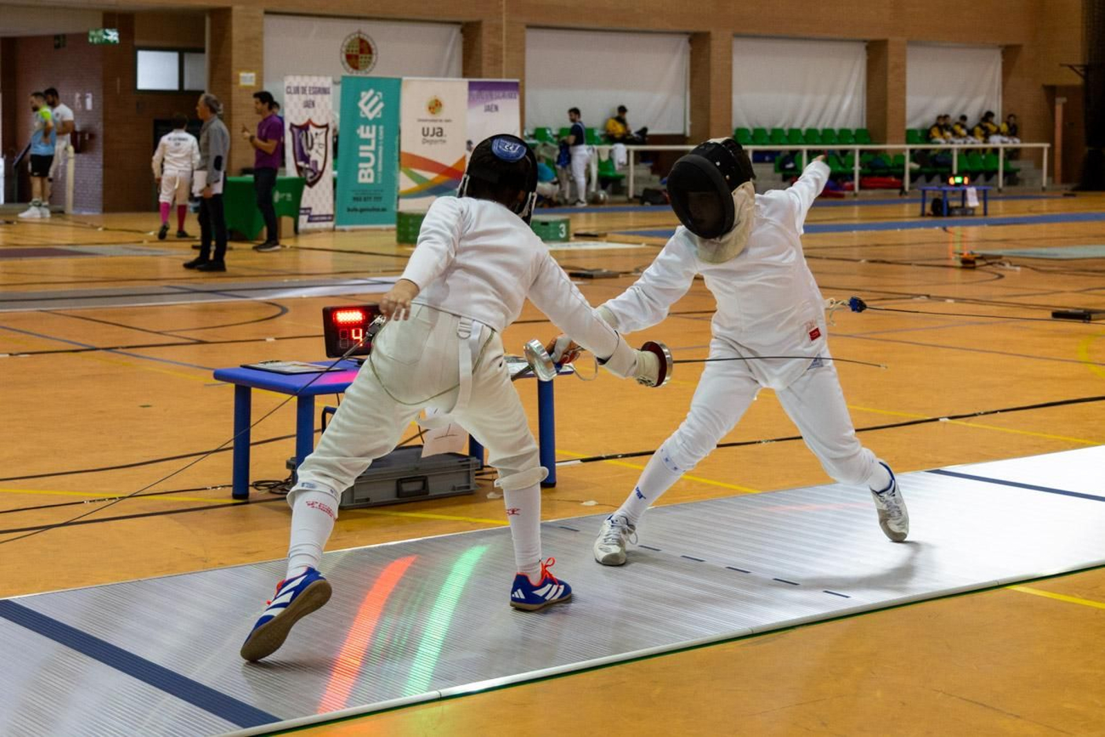 En imágenes: inclusión y espectáculo deportivo en la X Torneo de Esgrima Ciudad de Jaén