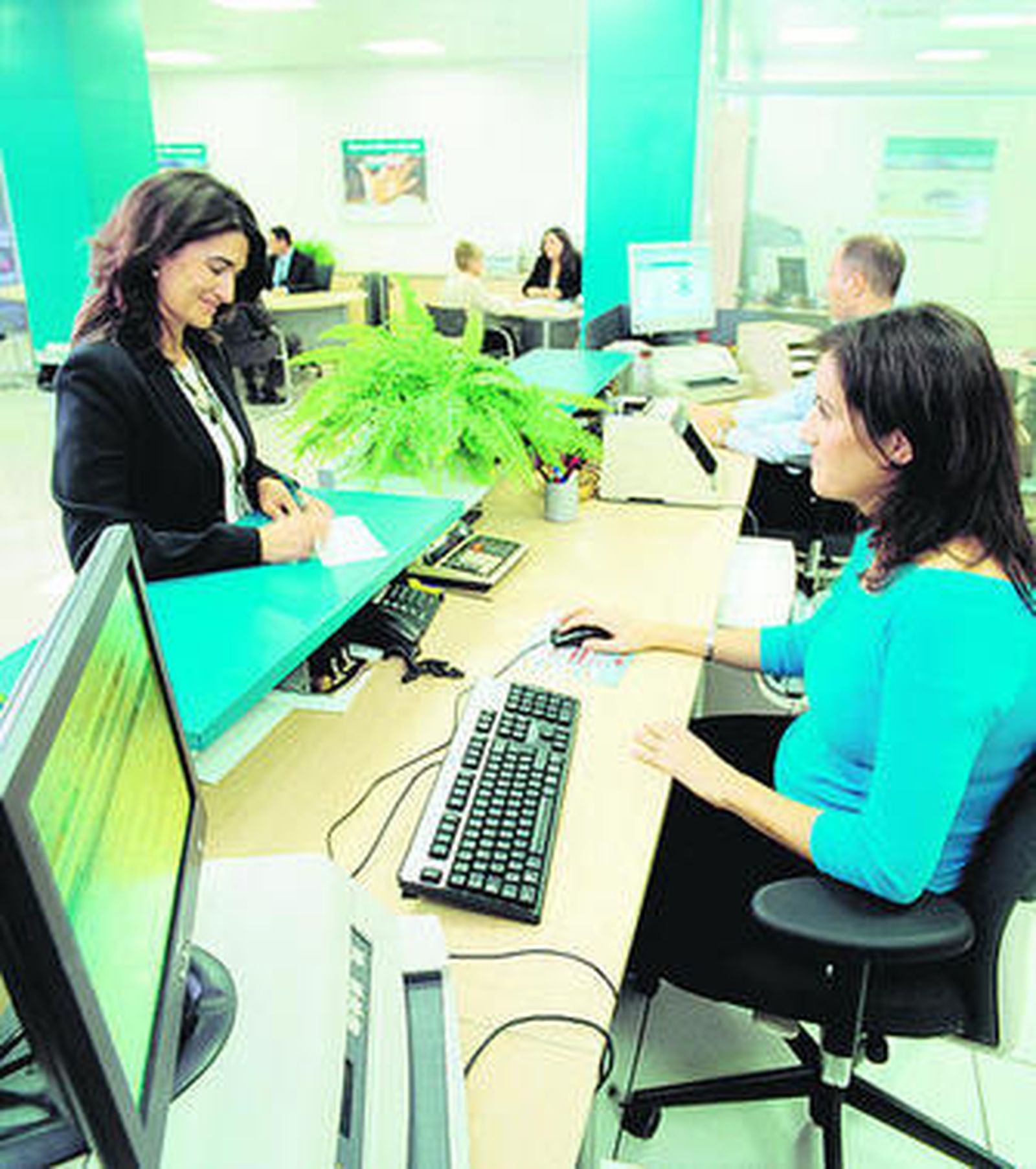 Imagen del interior de una sucursal de Cajamar.