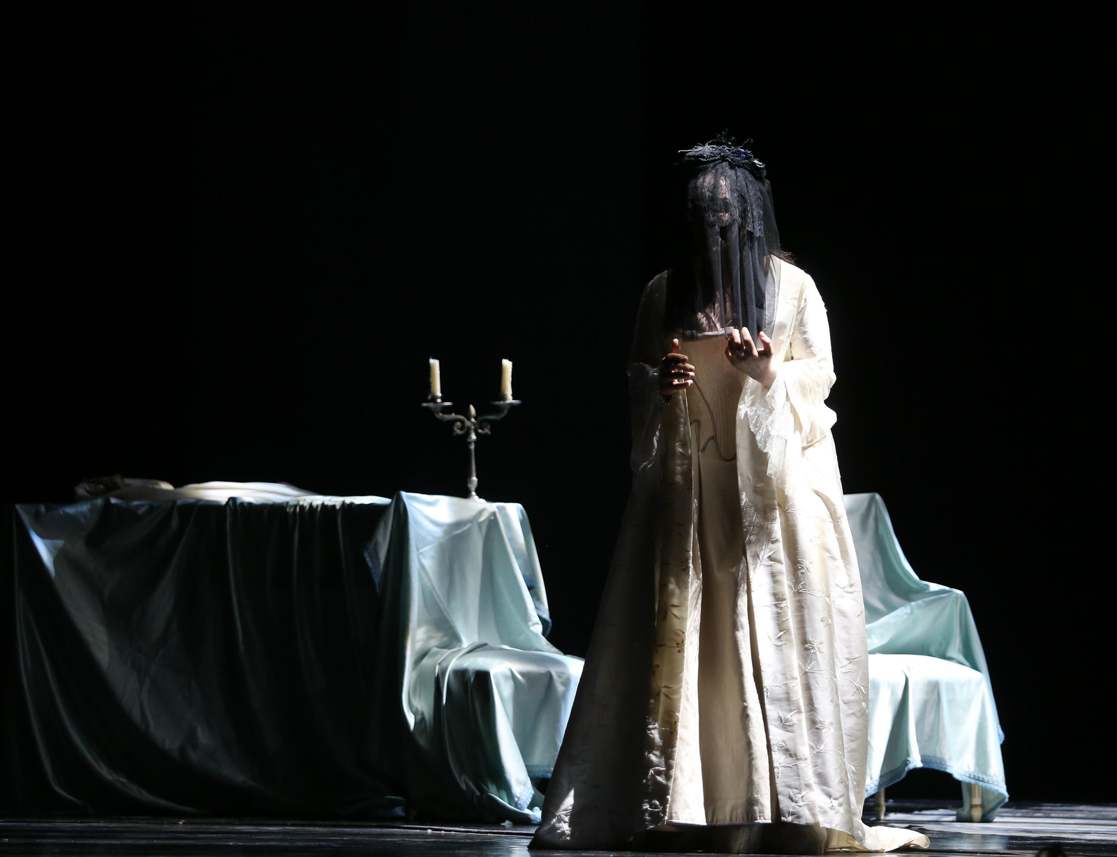 Las imágenes de 'Adriana Lecouvreur' en el Maestranza