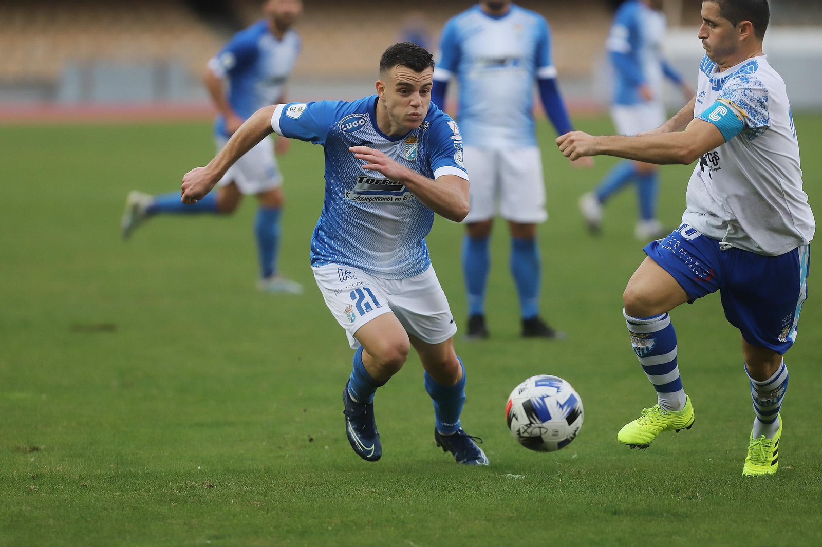 Álex Guti, en pleno esfuerzo en el partido del domingo en Chapín ante el Arcos.