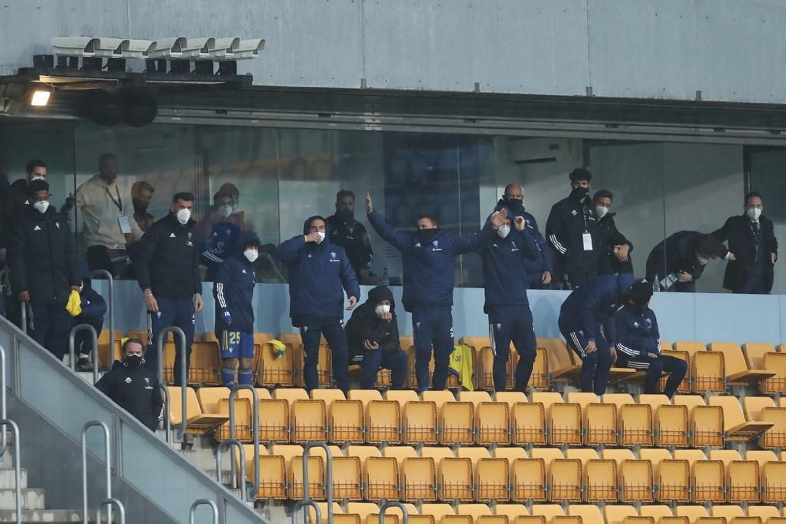 Las imágenes del Cádiz-Eibar.