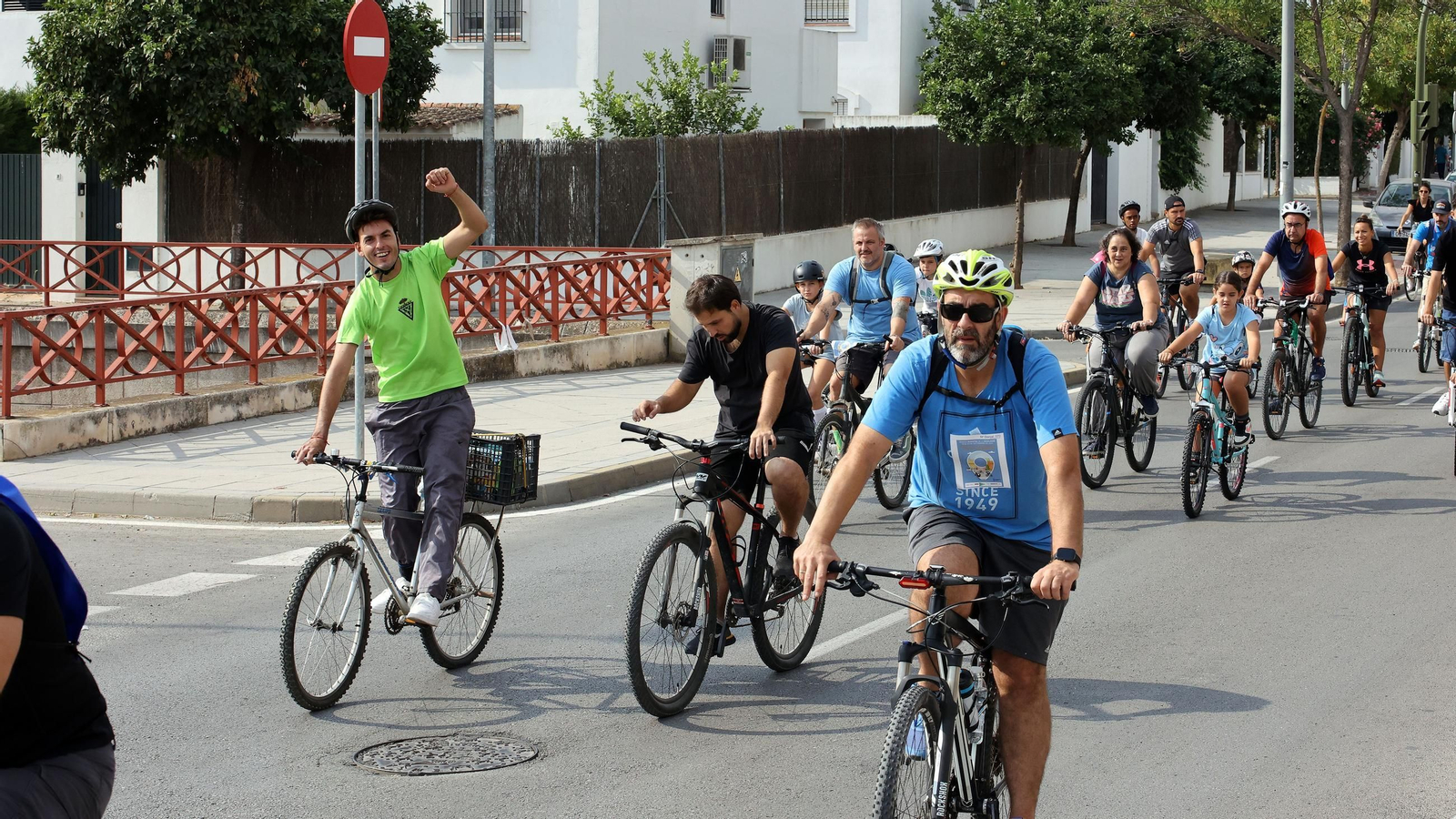 Búscate en el Día de la Bici Amistad por Jerez