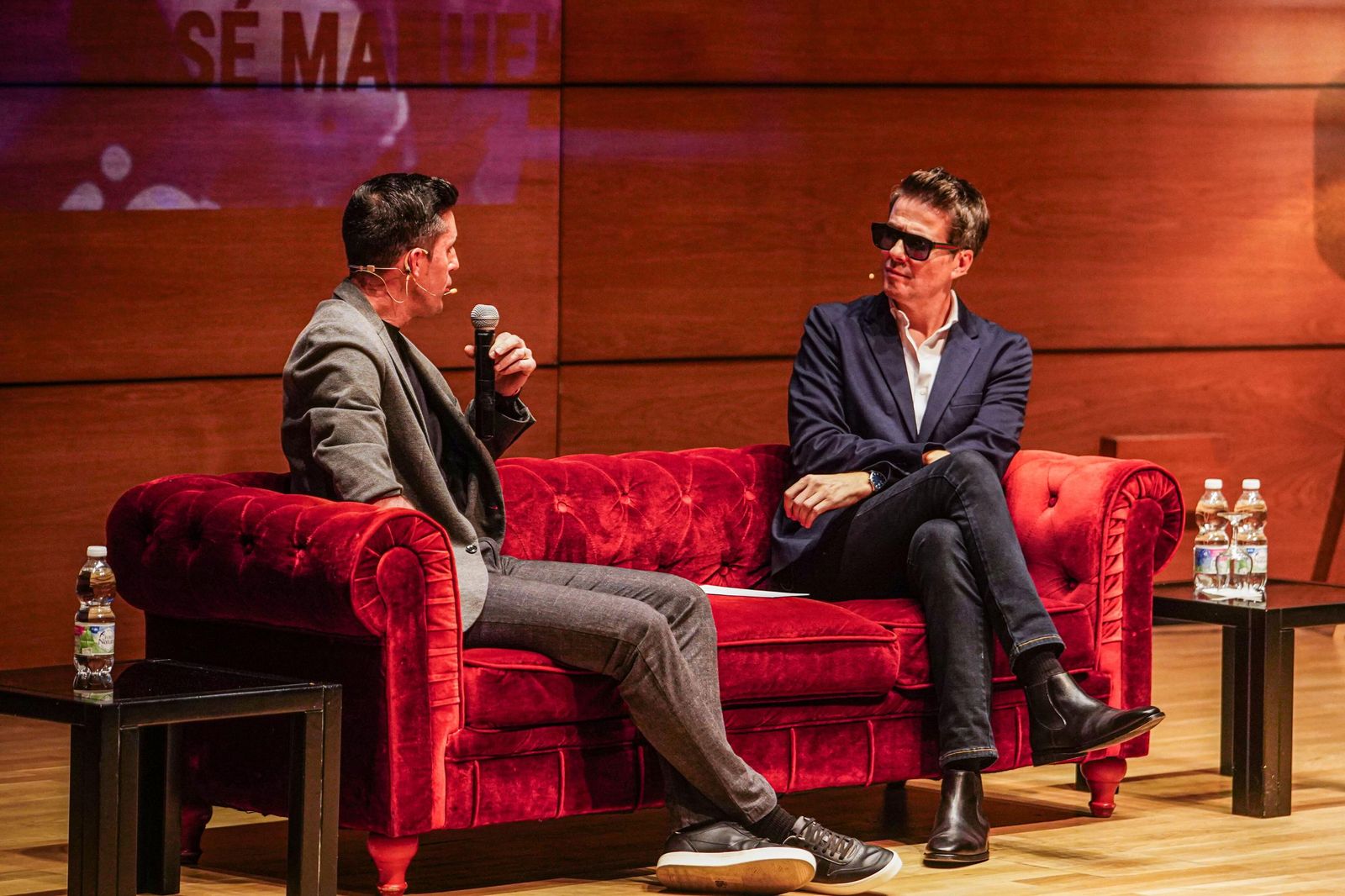 Fernando Díaz de la Guardia presenta el ciclo de entrevistas ‘Imbatibles’ en el Auditorio Caja Rural Granada