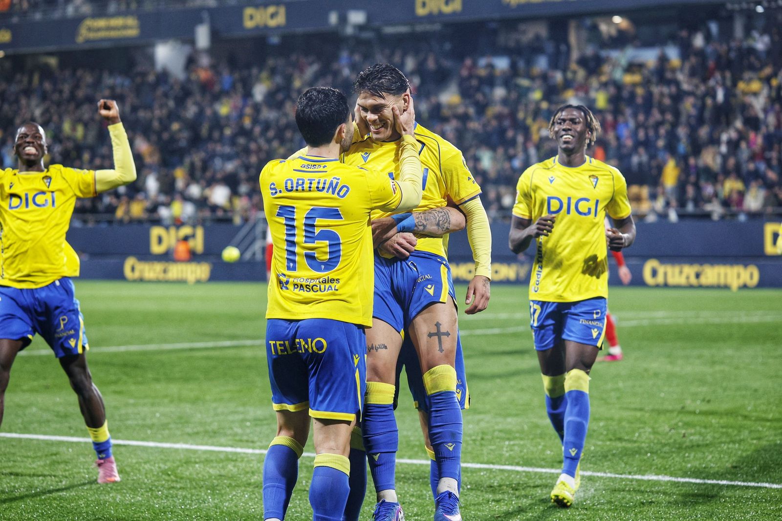 Las imágenes del Cádiz CF-Sporting